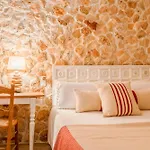 Calma Hotel *