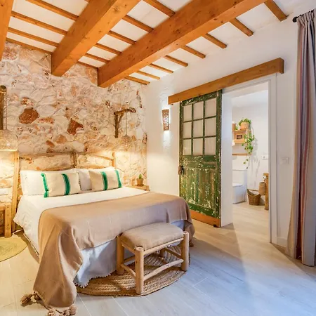 מלון Calma